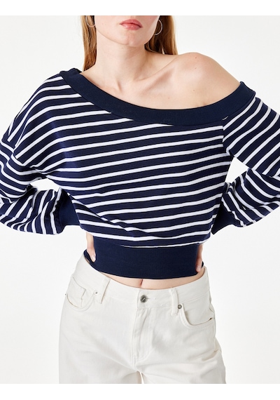 Koton Rahat Kalıp Kayık Yaka Uzun Kollu Çizgili Crop Sweatshirt Lacivert Çizgili 7wal10259ık Koton Rahat Kalıp Kayık Yaka Uzun Kollu Çizgili Crop Sweatshirt Lacivert Çizgili 7wal10259ık