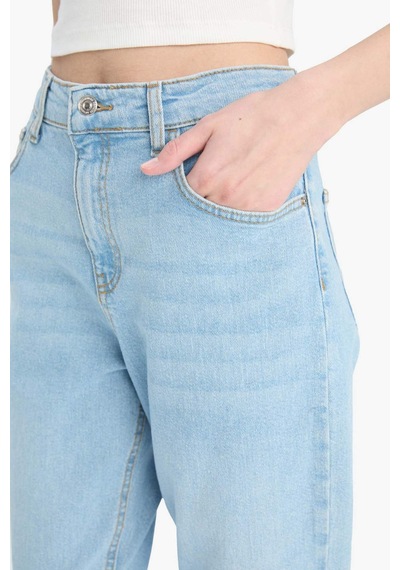 DeFacto Comfort Mom Yüksek Bel Kısa Paça Jean Pantolon E1677AX25SMNM39