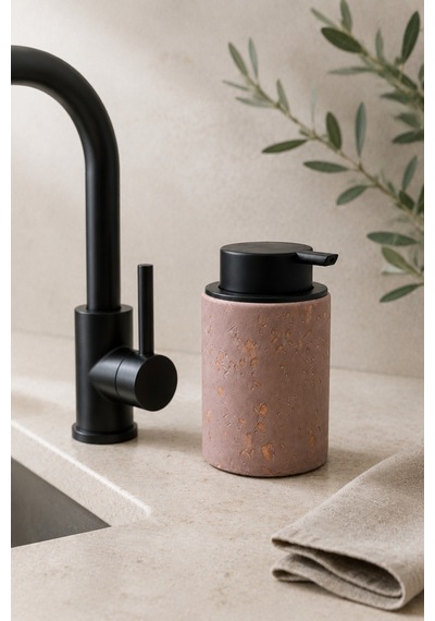 Terra Stoneware Traverten Dokulu Siyah Pompalı Dekoratif Sıvı Sabunluk 500 Ml , 13 X 7.5 Cm Koyu Pembe