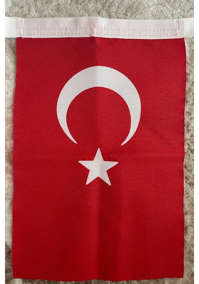 Türk Bayrağı 20x30 Cm 1. Sınıf Alpaka Kumaştan Üretilmiştir 20 x 30 CM