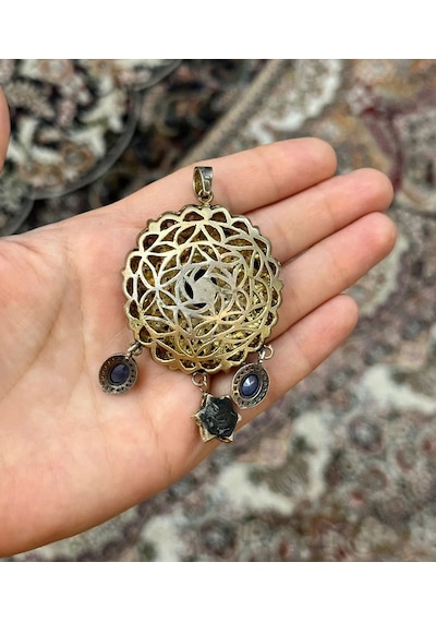 Safir V Elmas Kolye Ucu