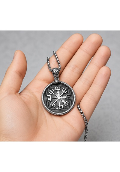 Paslanmaz Çelik Antik Gümüş Renk Çift Taraflı Viking Mitolojisi Vegvisir Valknut Viking Kolye Antrasit Paslanmaz Çelik Antik Gümüş Renk Çift Taraflı Viking Mitolojisi Vegvisir Valknut Viking Kolye Antrasit