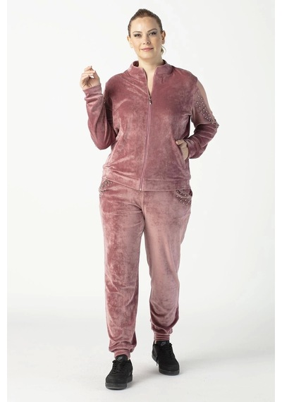 Moda Berray 1950 Kolları Taşlı Tam Kalıp Tarz Kadife Büyük Beden Eşofman Takım Pembe Pembe Moda Berray 1950 Kolları Taşlı Tam Kalıp Tarz Kadife Büyük Beden Eşofman Takım Pembe Pembe