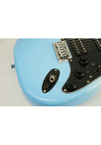 Smıger L-g2 İ6 Wkb Strat Tipi Dahili Efektli Elektro Gitar Whıte Blue