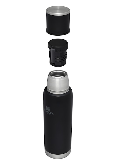 Stanley The Adventure To-go Bottle 0.75 Lt / 25oz  Black