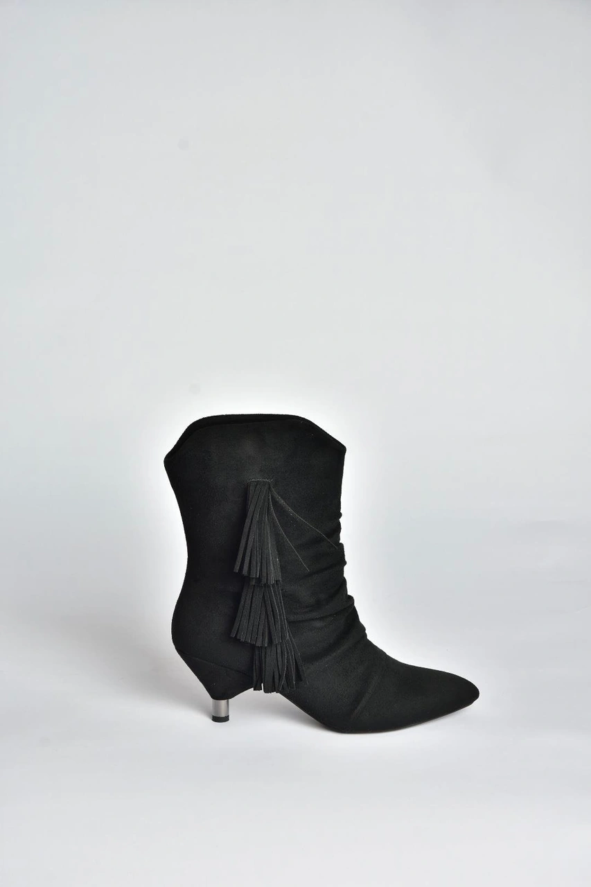 Fox Shoes V404022202 Siyah Süet Alçak Topuklu Püsküllü Kadın Bot Siyah-Süet