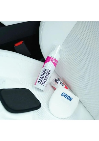 Gyeon Q²m Leatherset Natural Modern Deri Günlük Hafif Temizlik Ve