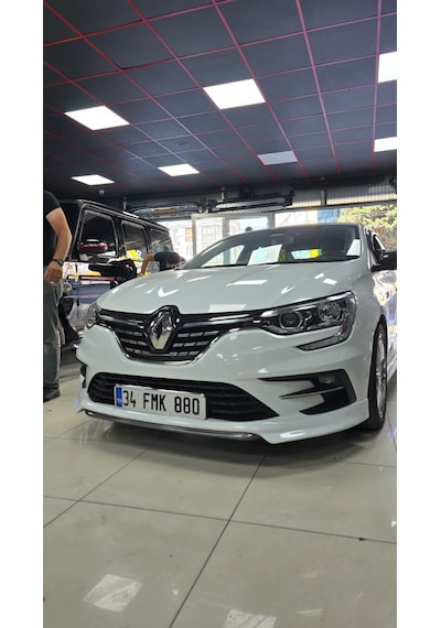 Megane 4 Ön Karlık Tampon Eki Plastik Boyasız