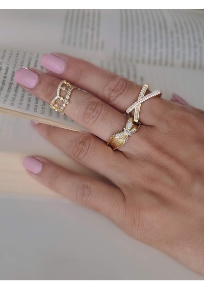 Kelebek Model Zirkon Taşlı Ayarlanabilir Gold Altın Renkli Yüzük Gold