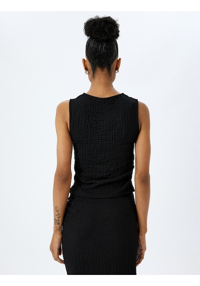 Koton Dokulu Slim Fit Bisiklet Yaka Kolsuz Bluz Siyah 5sak70005uk Siyah