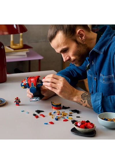 LEGO® ǀ Marvel Iron Örümcek Adam Büstü 76326 - Yetişkinler için Koleksiyonluk Sergileme Modeli Yapım Seti (379 Parça)