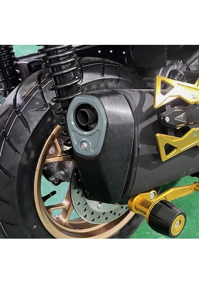 Yamaha Xmax Ironmax Techmax 250-300 2018-2024 Egzoz Ucu Cnc Aksesuar Kapak Titanyum Gri