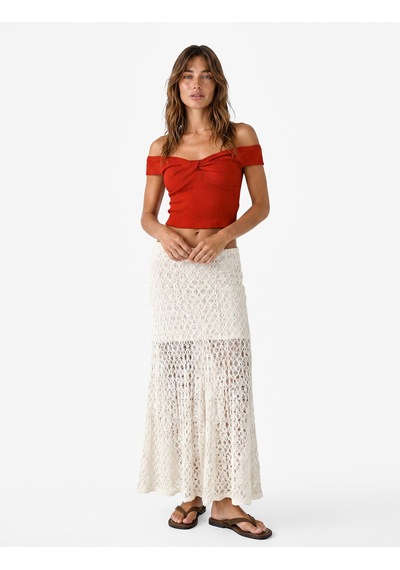 Koton Koton X Şahika Ercümen - Bürümcük Kumaş Kalp Yaka Düğüm Detaylı Omzu Açık Crop Top Kırmızı 6sak10451ek