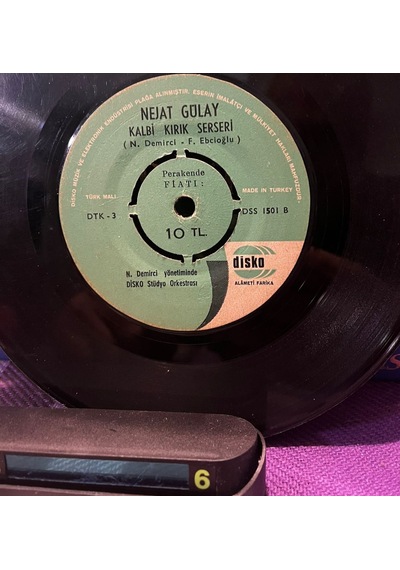 Nejat Gülay - Kara Sevda / Kalbi Kırık Serseri 1969 45'lik Plak - Disko 1501