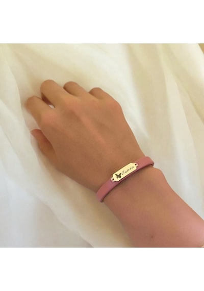 Archin Cansu İsmine Özel Koyu Pembe Derili Kelebek Motifli 14 Ayar Altın Plakalı Hediye Bileklik-654isim Cansu Archin Cansu İsmine Özel Koyu Pembe Derili Kelebek Motifli 14 Ayar Altın Plakalı Hediye Bileklik-654isim Cansu