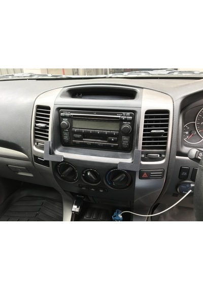 Toyota Landcruiser Prado 120 Uyumlu İpad Pro 9.7" Araç Gösterge Montajları