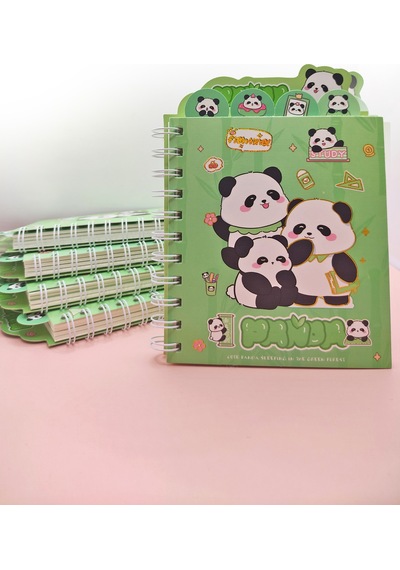 Sevimli Panda Ayraçlı A5 Not Defteri 14x18 Cm - Panda Ailesi Yeşil