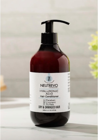 Neutrevo Professional No:1 Hyaluronic Acid Serisi Nem Ve Dolgunluk Veren Saç Bakım Kremi 540 Ml