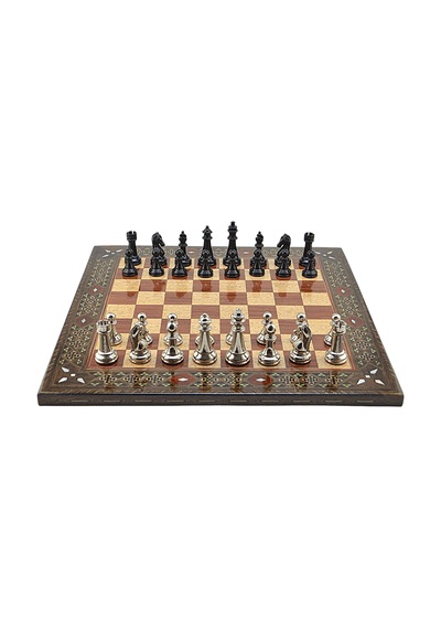 Gifthome Premium Black Metal Klasik Satranç Takımı Ve El İmali Masif Ahşap Düz Gül Tahtası 45x45x2 Cm.