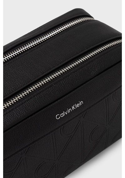 Calvin Klein Logolu Tek Saplı Traş Çantası Lv04d1219gub1 Erkek Traş Çantası Lv04d1219g Ub1 Siyah