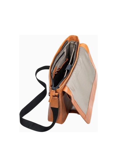 Farmhood Memphis Deri Evrak Çantası Messenger 38 Cm Dizüstü Bölmeli Lüks Açık Kahverengi