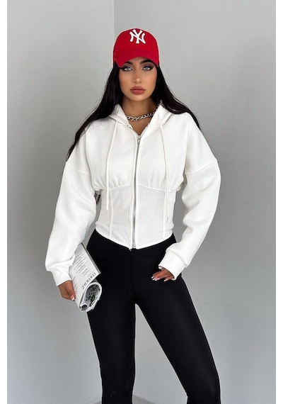 Kadın Siyah Fermuarlı Hoodie Minimal Sokak Ruhuyla Beyaz