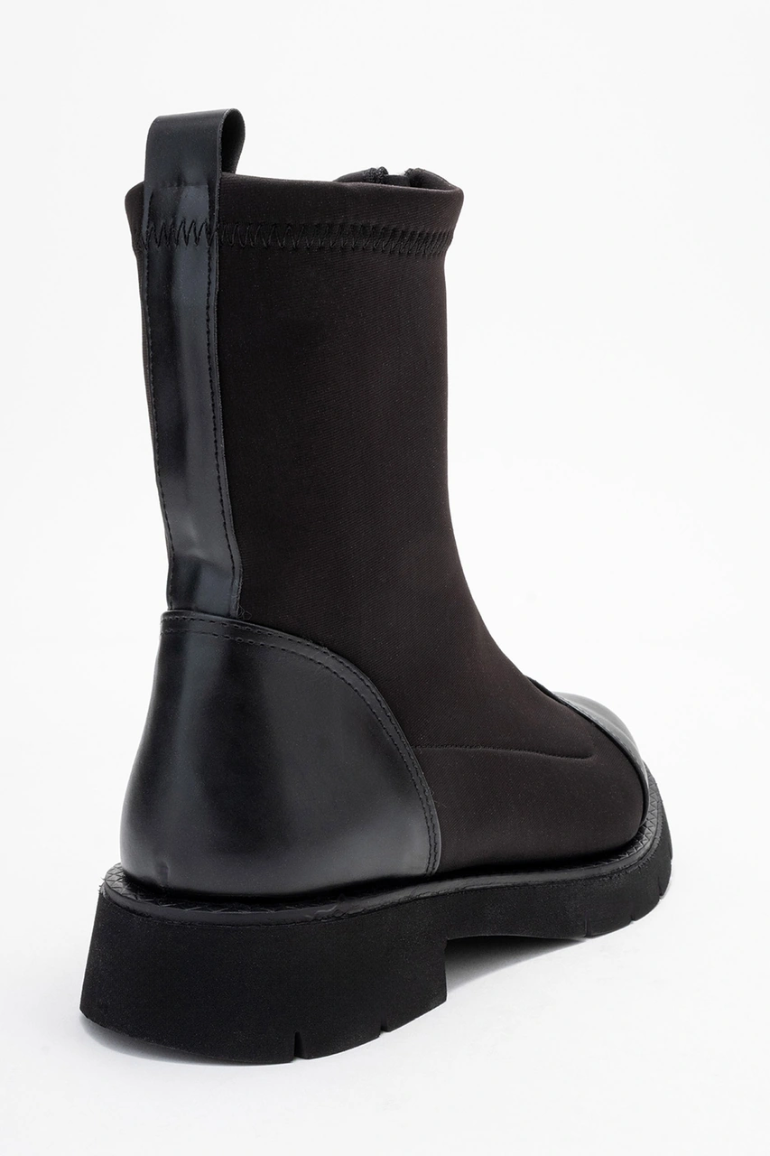 Luvishoes Luvi Shoes Martos Siyah Cilt Streç Önden Fermuarlı Kadın Bot Siyah Streç Luvishoes Luvi Shoes Martos Siyah Cilt Streç Önden Fermuarlı Kadın Bot Siyah Streç