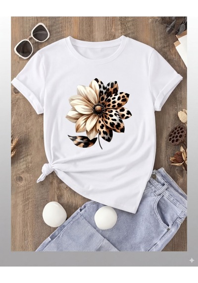 Nature & Wild Leopar Çiçek Baskılı T-shirt Beyaz