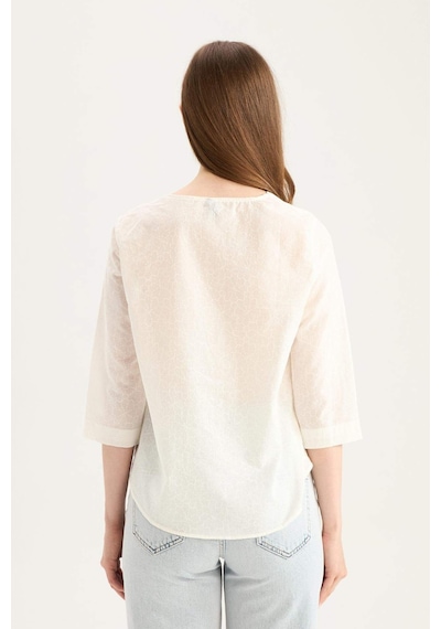 DeFacto Regular Fit Apaş Yaka Basic Düz Pamuklu Yarım Kollu Gömlek E5949AX25SPWT32 DeFacto Regular Fit Apaş Yaka Basic Düz Pamuklu Yarım Kollu Gömlek E5949AX25SPWT32