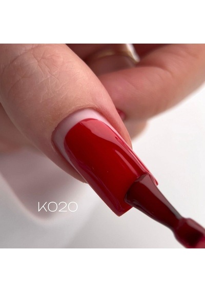 Momo Professional Kalıcı Oje K020 Kan Kırmızısı 4 Ml