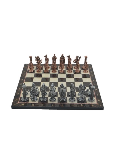 Gifthome Büyük Boy Metal İngiliz Satranç Takımı Antik Ve Katlanır Ceviz Desenli Mdf Satranç Tahtası 43x43 Cm.