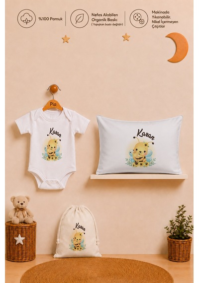 Pia Baby Erkek Bebek İsme Özel Hediye Seti %100 Pamuk Body Yastık Kılıfı Ve Ham Bez Bebek Kıyafet Kesesi 2064bykyx Ekru