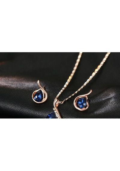 Swarovski Taşlı, Altın Kaplama Gümüş Takı Seti, Yeni Yil,Yilbasi Gümüş Swarovski Taşlı, Altın Kaplama Gümüş Takı Seti, Yeni Yil,Yilbasi Gümüş