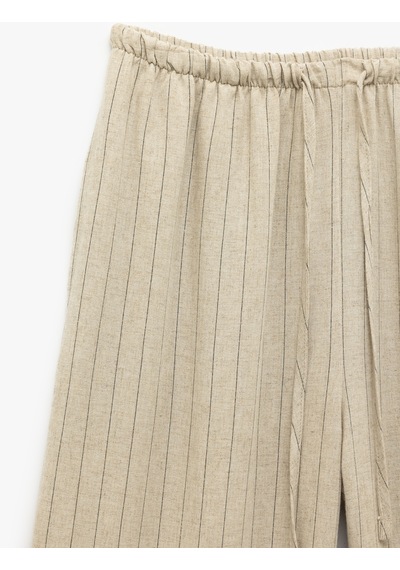 Koton Beli Bağcıklı Keten Karışımlı Rahat Kalıp Çizgili Geniş Paça Pantolon Bej Çizgili 5sal40049ıw Ekru Çizgili Ekru Koton Beli Bağcıklı Keten Karışımlı Rahat Kalıp Çizgili Geniş Paça Pantolon Bej Çizgili 5sal40049ıw Ekru Çizgili Ekru