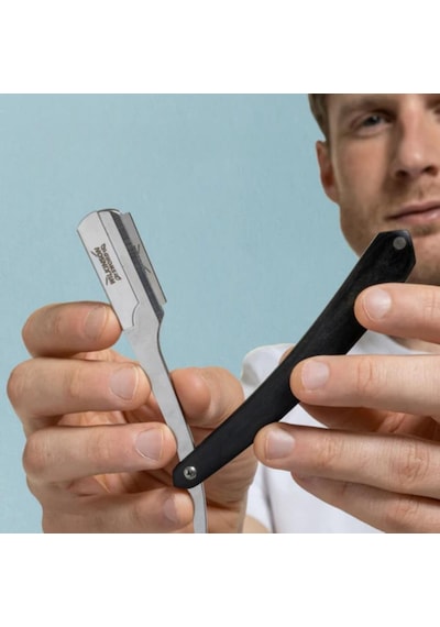 Wilkinson Sword Profesyonel Çelik Ustura + 5 Yedek Bıçak