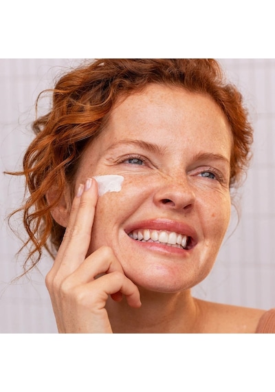 Svr Sun Secure Foto-yaşlanma Karşıtı Güneş Koruyucu Fluid Spf50+ 40 Ml