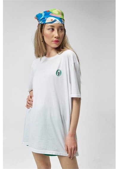 The Socks Company Dancer Bisiklet Yaka Rahat Kalıp Nakışlı Beyaz Unisex Kutulu T-shirt-1818 Beyaz The Socks Company Dancer Bisiklet Yaka Rahat Kalıp Nakışlı Beyaz Unisex Kutulu T-shirt-1818 Beyaz
