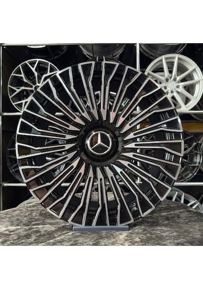19" İnç 5x112 Vito Viano Uyumlu Siyah Elmas Kesim Jant Modeli