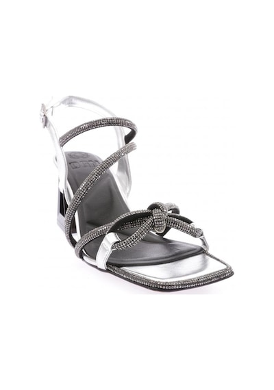 Dgn 615-23y Kadin Silver Taş Fiyonklu Kristal Taşli Topuklu Sandalet 615-1922-R13844 Gümüş Dgn 615-23y Kadin Silver Taş Fiyonklu Kristal Taşli Topuklu Sandalet 615-1922-R13844 Gümüş