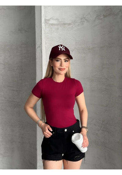 Kadın Basic Bisiklet Yaka Slim Fit Body Kısa Kol Günlük Body Bordo