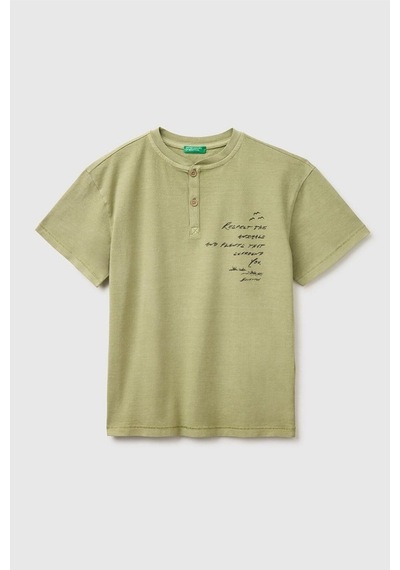 United Colors Of Benetton Erkek Çocuk Haki Baskı Detaylı Düğmeli Yuvarlak Yaka T-shirt 6-14 Yaş -2852 United Colors Of Benetton Erkek Çocuk Haki Baskı Detaylı Düğmeli Yuvarlak Yaka T-shirt 6-14 Yaş -2852