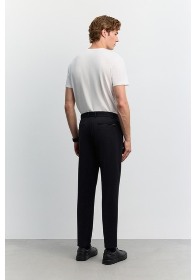 Avva Erkek Siyah Yanı Lastik Kırışmaz Teknik Kumaş Slim Fit Pantolon A62y3014