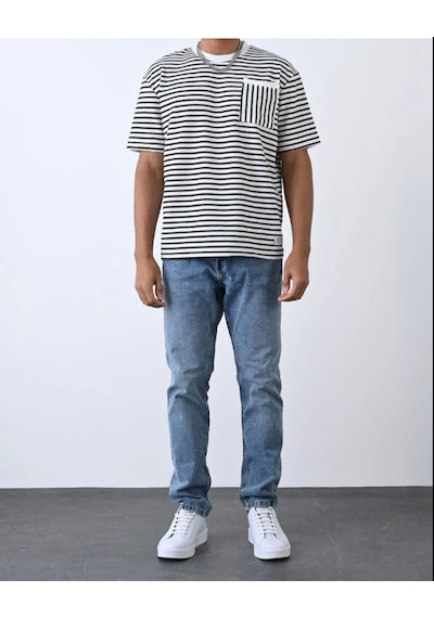 Bisiklet Yaka Tek Cepli Çizgili T-shirt - Siyah