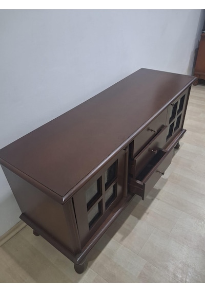 Tv Sehpa St 90567 Pencere Model Ahşap Kayın Aslan Ayak Ceviz Renk 125 Cm El Yapım Ceviz