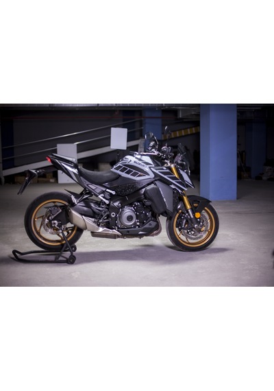 Suzuki - Gsx-s1000 İle Uyumlu Kaydırmaz 6d Karbon 40 Parça Tank Pad Seti Gc81 Karbon - Siyah