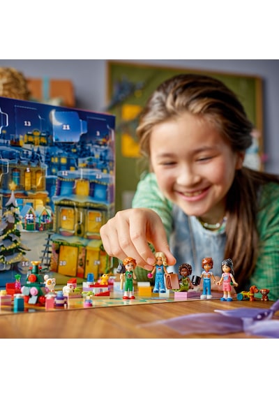 LEGO® Friends 2025 Yılbaşı Takvimi 42668 - 6 Yaş ve Üzeri Çocuklar için Yaratıcı Oyuncak Yapım Seti (237 Parça)