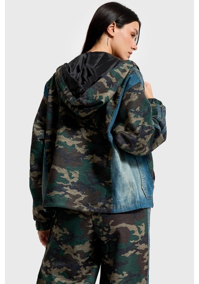 Kadın Kamuflaj Denim Karışımlı Bol Kesim Kapüşonlu Özel Tasarım Mont Ceket Kamufulaj