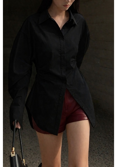 Tarz Cool Kadın Yan Büzgü Detaylı Gömlek Likralı Pamuklu Şık Uzun Kollu Gömlek Siyah