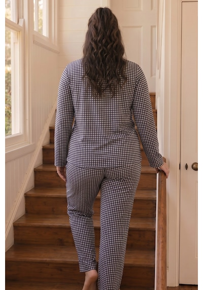 Siyah İnci Desenli Termal Kumaşlı Ultra Soft Yumuşak Büyük Beden Battal Boy Düğmeli Örme Pijama Takımı 26226509 Lacivert Siyah İnci Desenli Termal Kumaşlı Ultra Soft Yumuşak Büyük Beden Battal Boy Düğmeli Örme Pijama Takımı 26226509 Lacivert