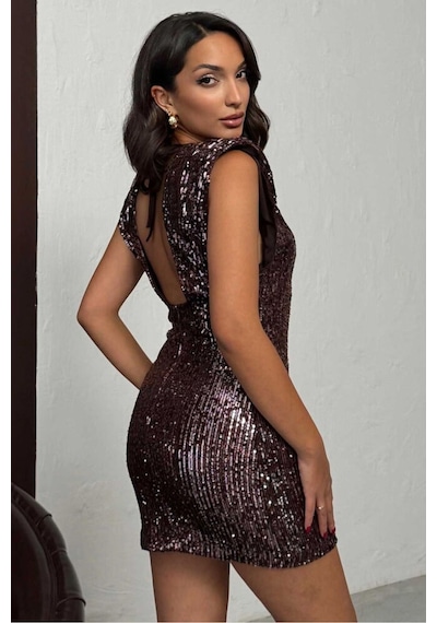 Verymoda Işıltılı Pul İşlemeli, Arka Dekolteli, Mini Gece Elbisesi Vmf1867 Koyu Kahve Verymoda Işıltılı Pul İşlemeli, Arka Dekolteli, Mini Gece Elbisesi Vmf1867 Koyu Kahve